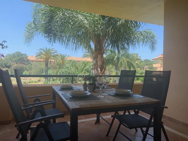 Golf&Beach .Apto 2 Bedroom Santa Maria Golf Marbella Exteriör bild