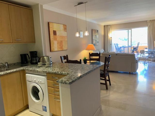 Golf&Beach .Apto 2 Bedroom Santa Maria Golf Marbella Exteriör bild